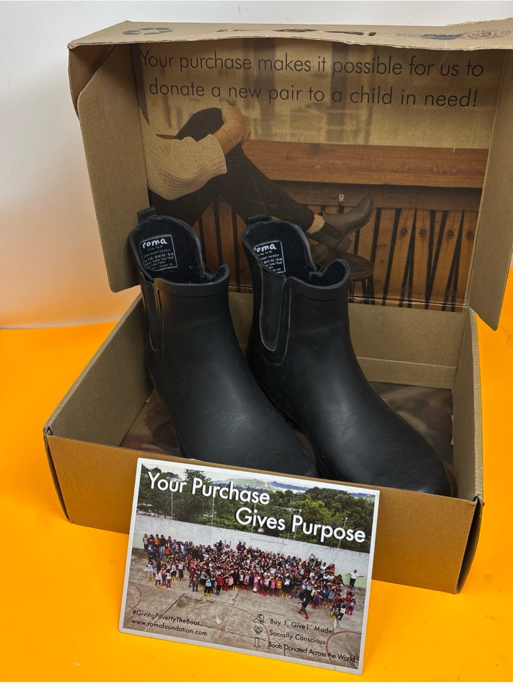 Sz 9 Roma Black Women's Chelsea Rain Ankle Boots used need cleaning 🧽 - Picture 3 of 17